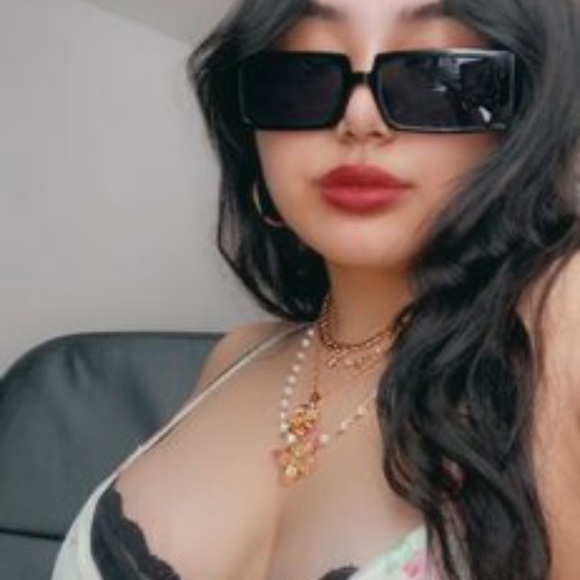 NWT acrylic frame rectangle sunglasses - Picture 7 of 9